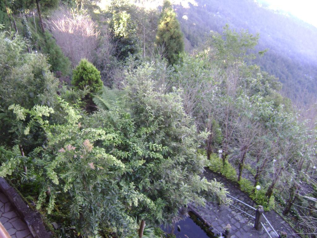 Deolo Cliff Eco Resort Kalimpong Exteriér fotografie